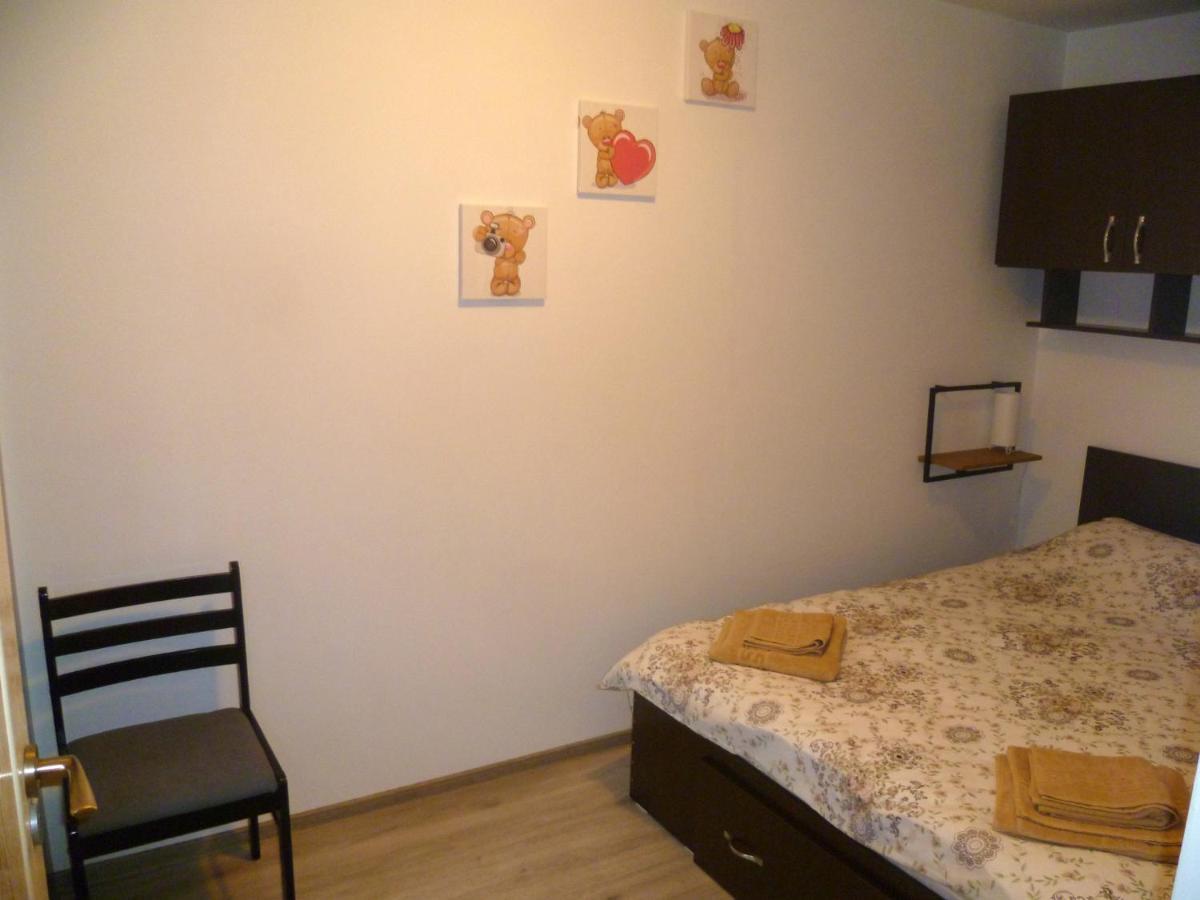 Romanilor - Studio First Floor Deva Bagian luar foto