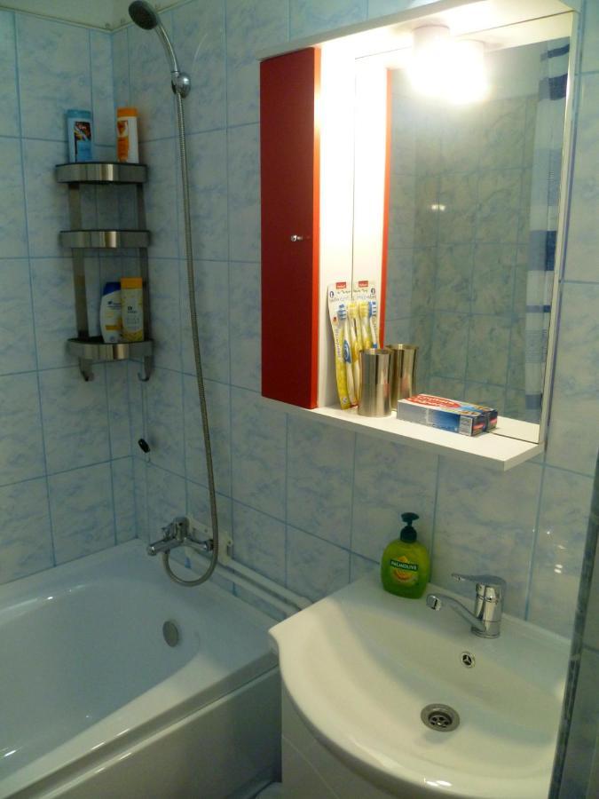Romanilor - Studio First Floor Deva Bagian luar foto